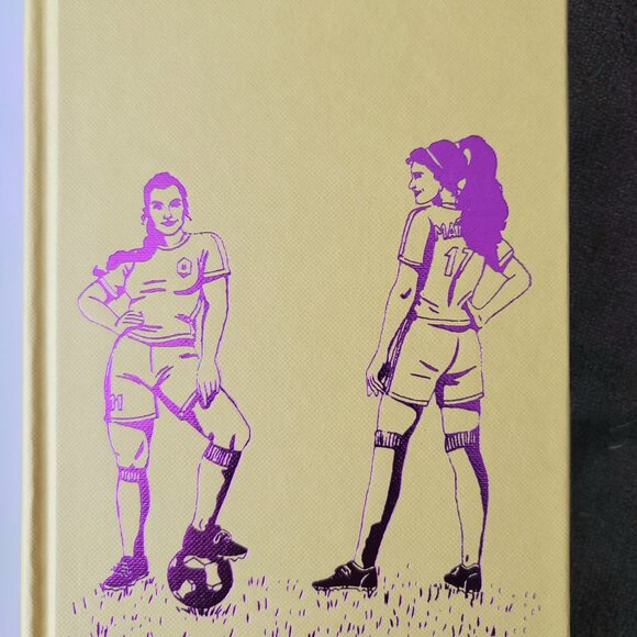 **NEW & SIGNED** Cleat Cute by Meryl Wilsner, Illumicrate Afterlight exclusive - Picture 9 of 13